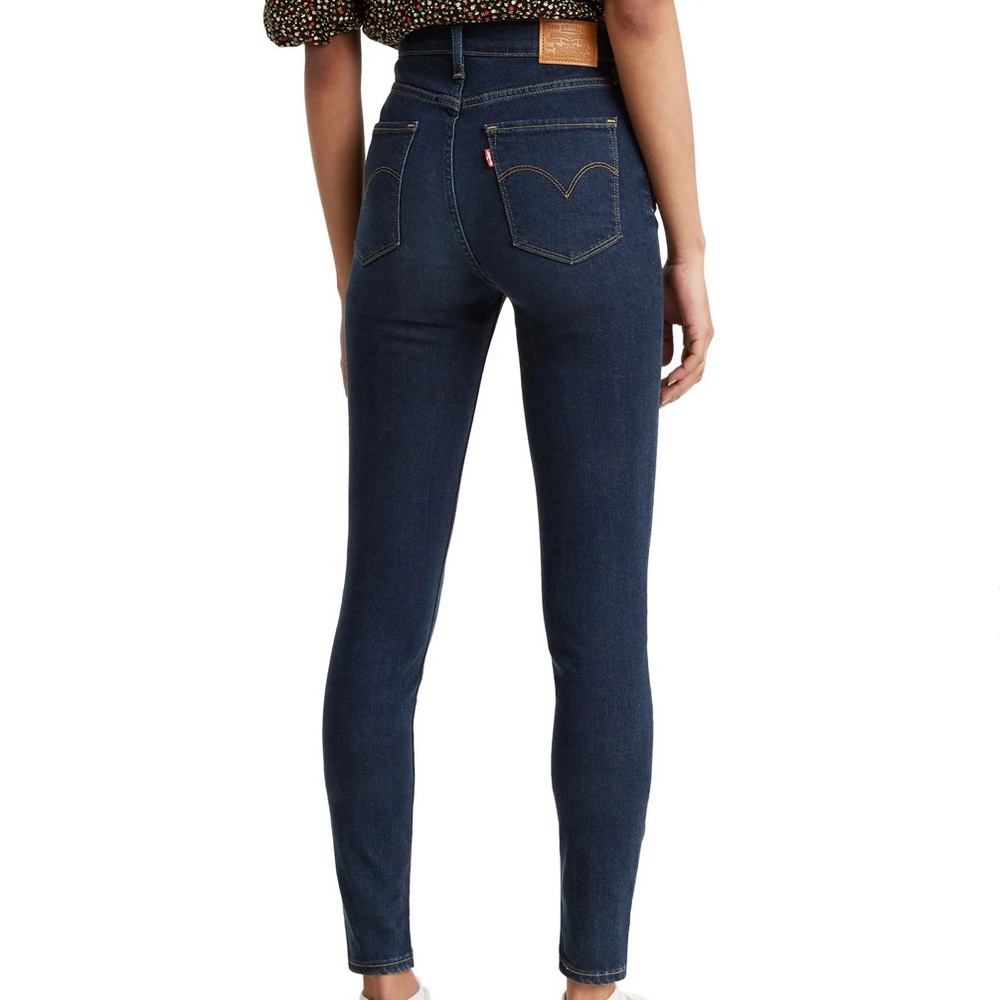 Levi Jeans 721 ✨